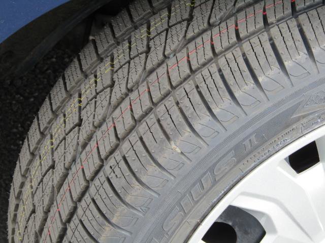 Certified 2020 Ford Transit Connect XLT FWD image 3