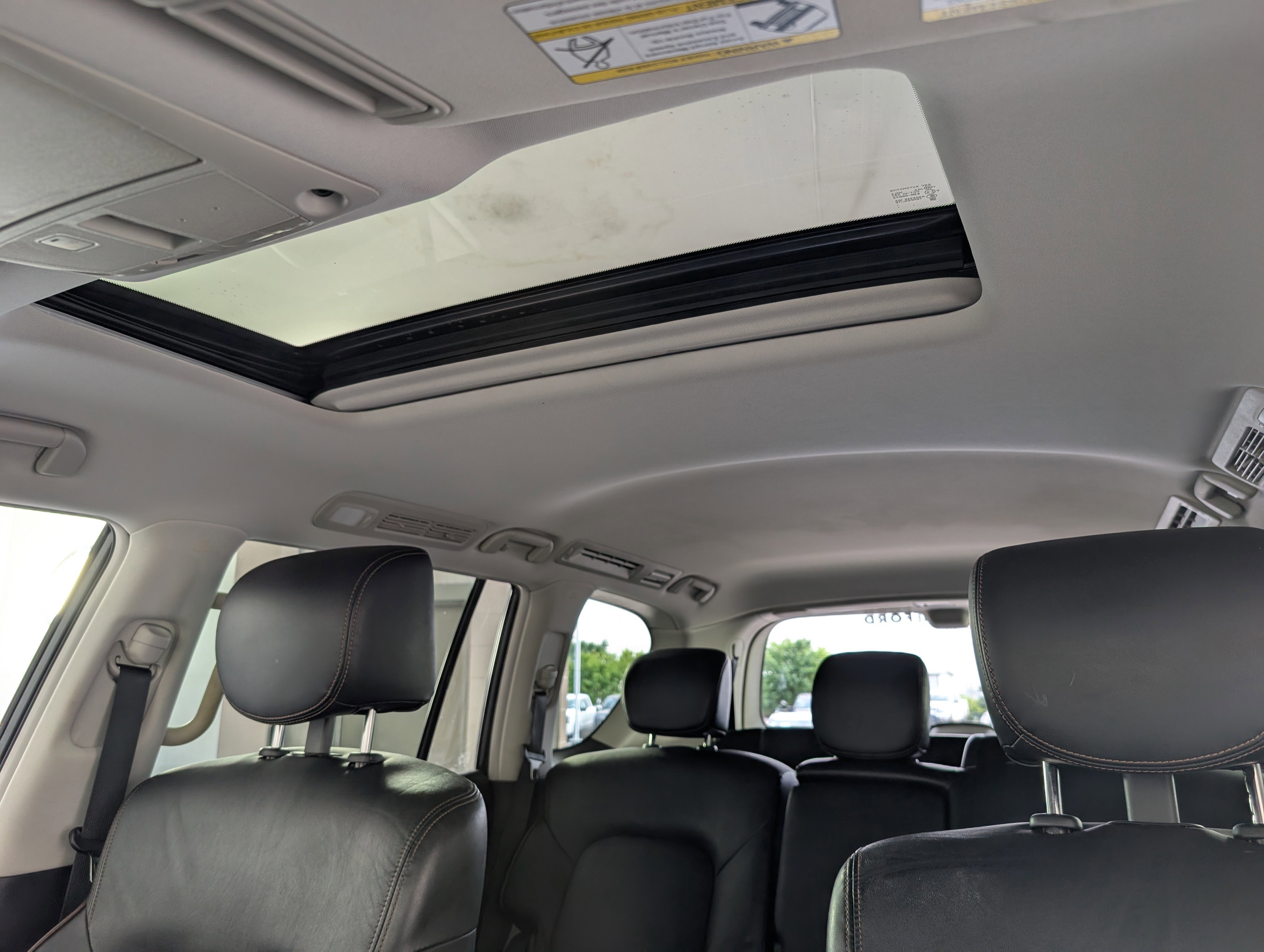 Used 2019 Nissan Armada Platinum image 28