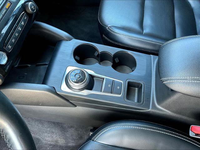 Certified 2024 Ford Escape Platinum AWD/4WD image 20