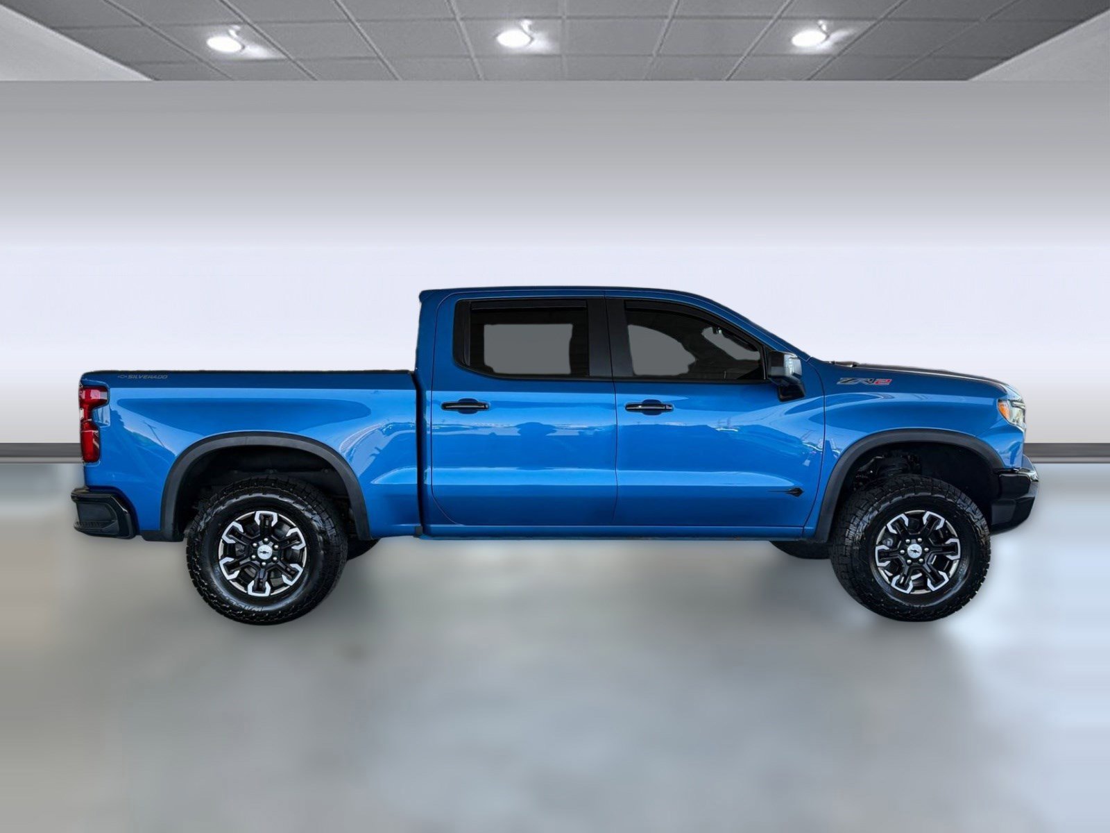 Used 2023 Chevrolet Silverado 1500 ZR2 w/ Technology Package AWD/4WD image 6