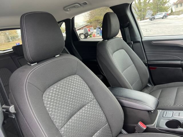 Certified 2025 Ford Escape Active image 35
