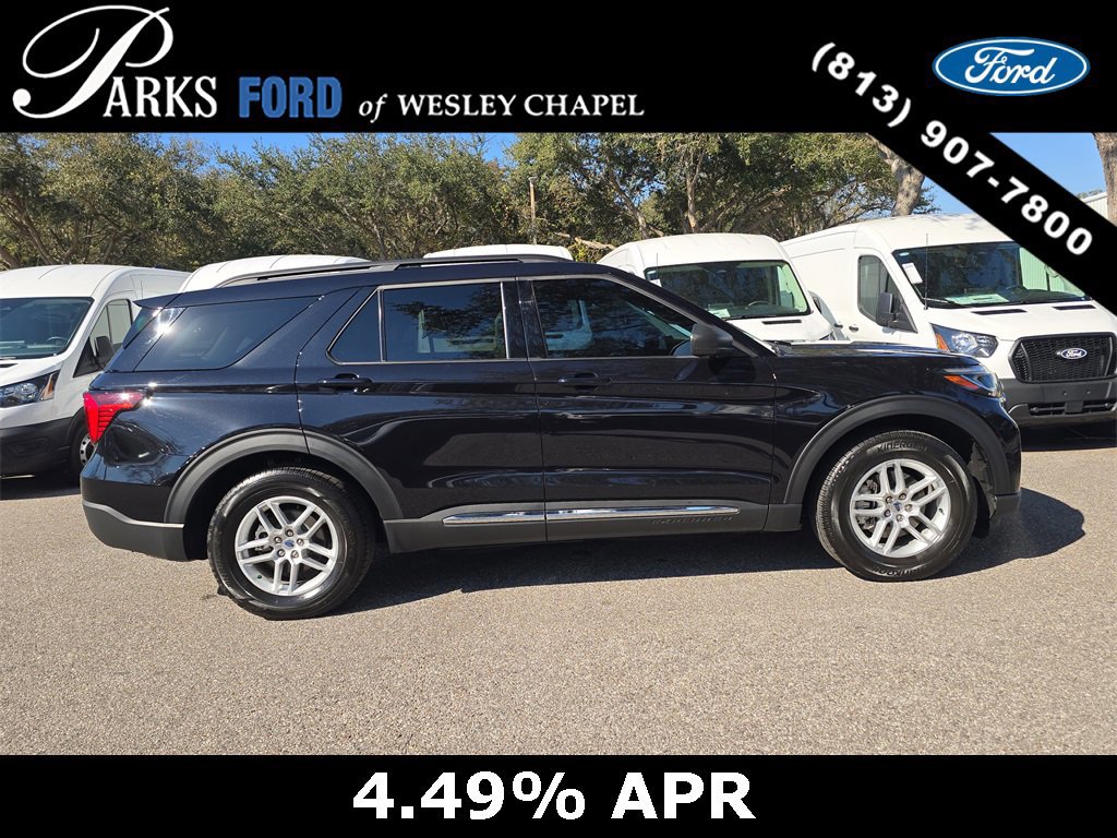 Certified 2025 Ford Explorer Active w/ Active Comfort Package image 2