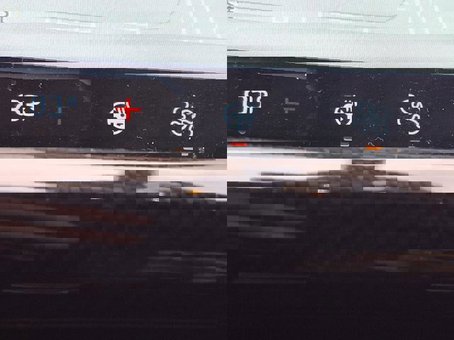 Certified 2025 Ford Escape ST-Line w/ Tech Pack #1 image 4