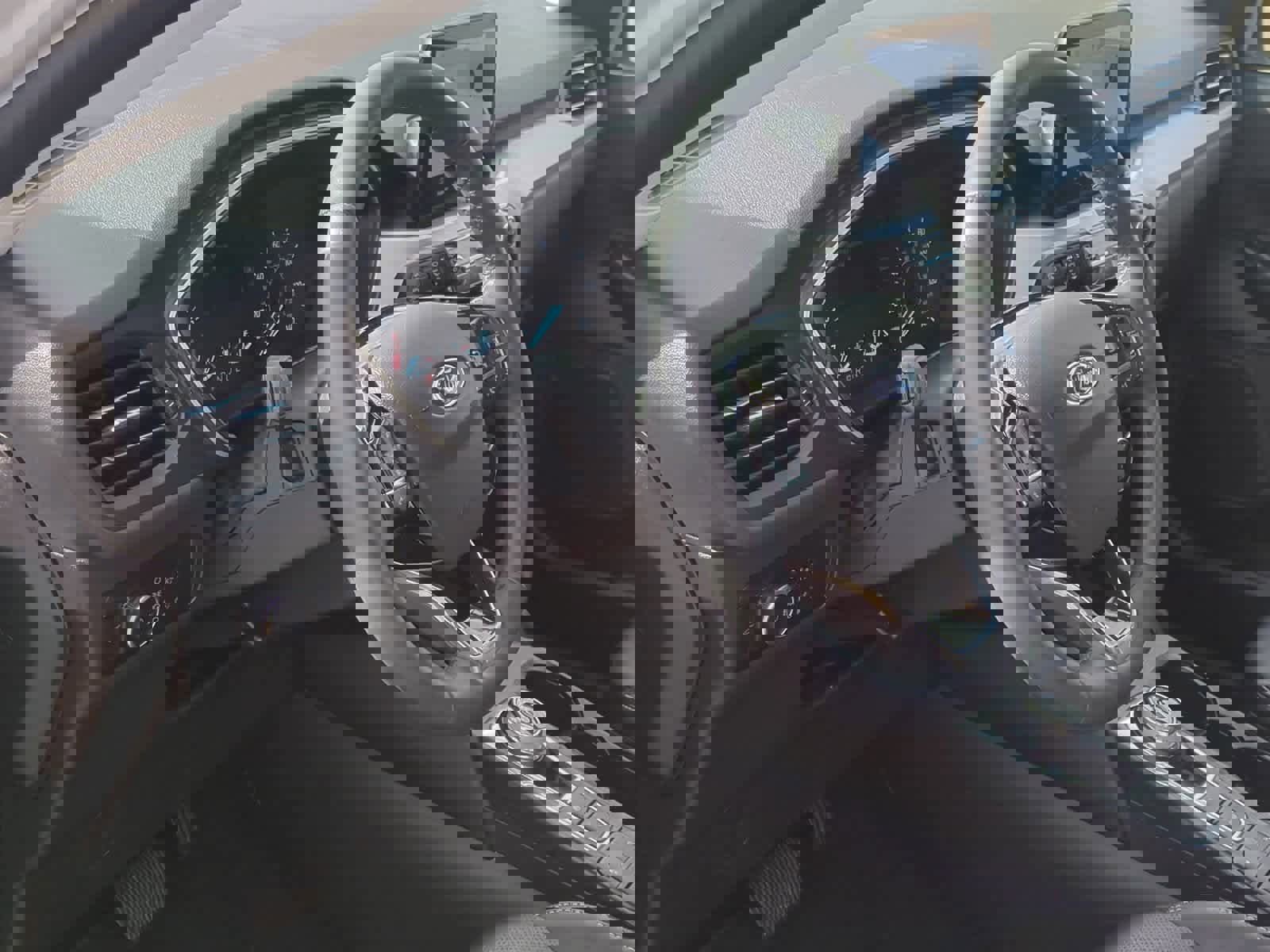 Certified 2022 Ford Escape SEL image 10