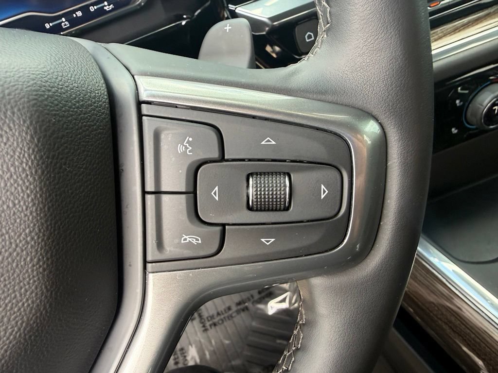 Used 2025 Chevrolet Silverado 1500 LT Trail Boss w/ LT Trail Boss Premium Package AWD/4WD image 26