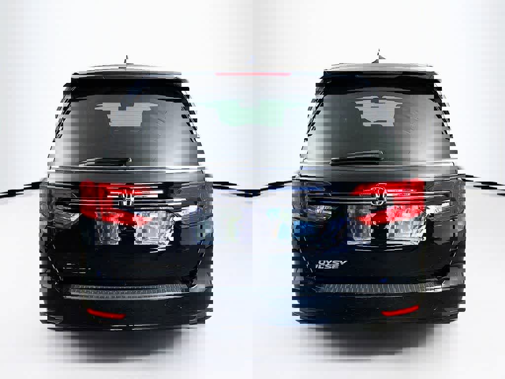 Used 2023 Honda Odyssey EX-L image 4