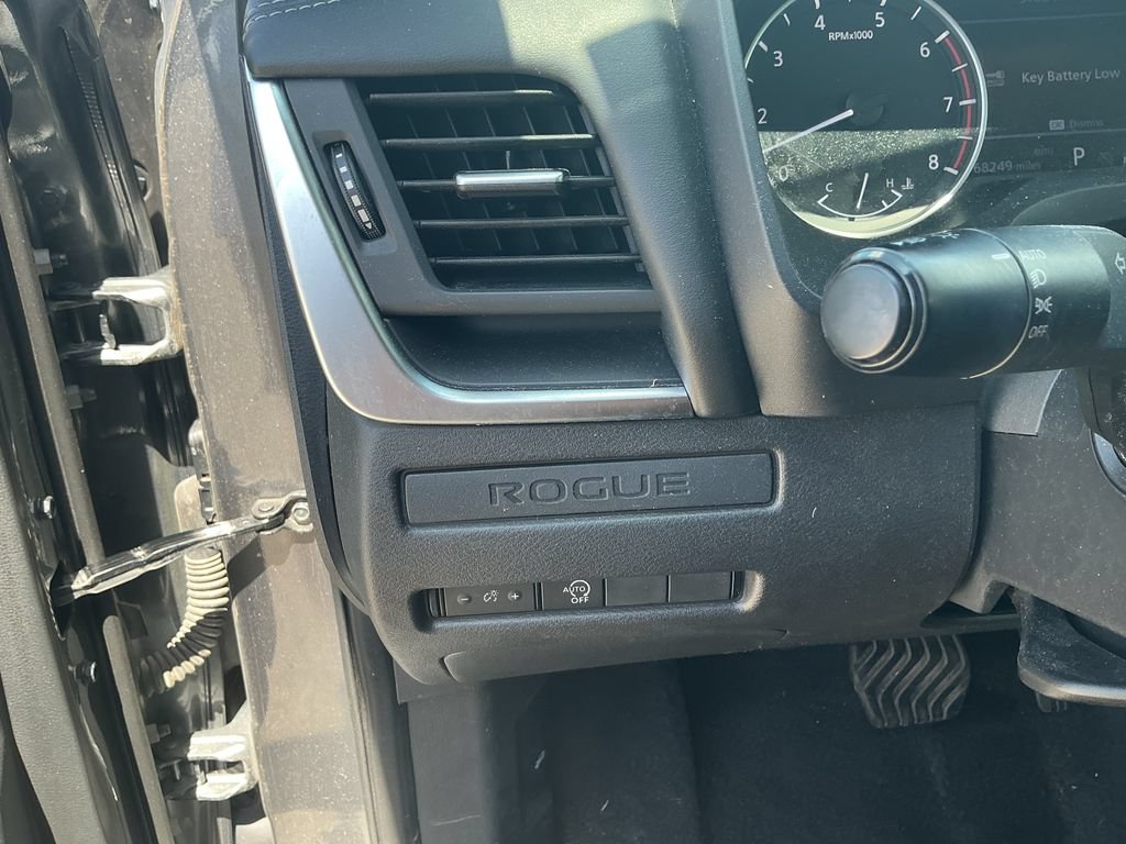 Used 2023 Nissan Rogue S AWD/4WD image 25
