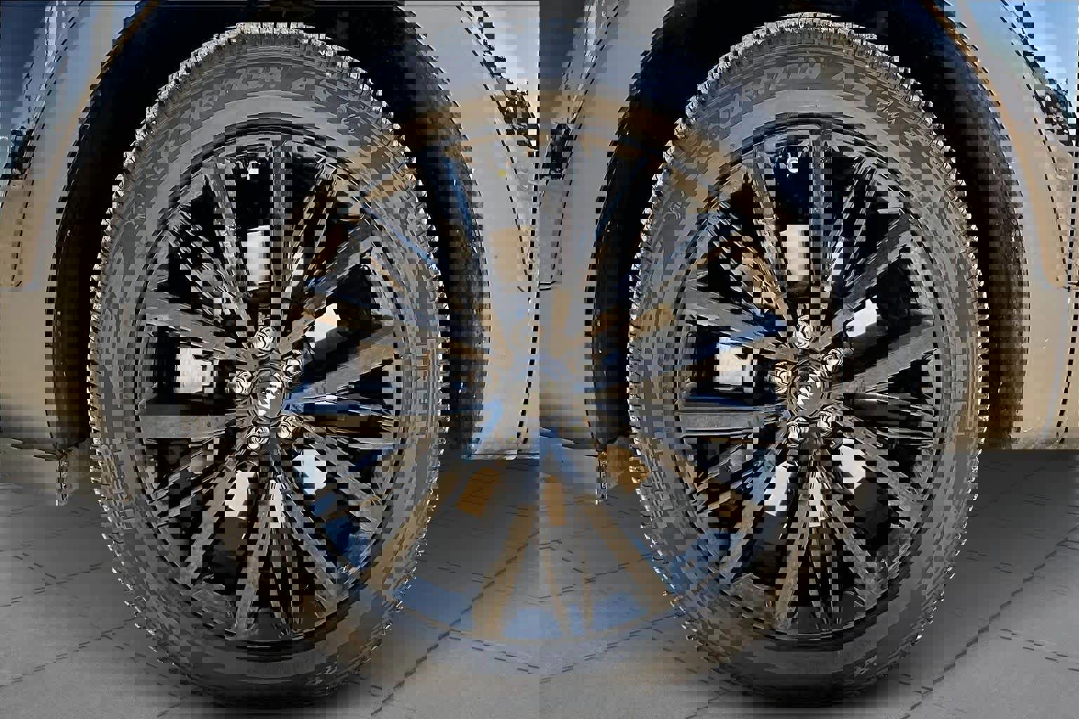 Used 2020 Kia Telluride SX w/ Towing Package image 12