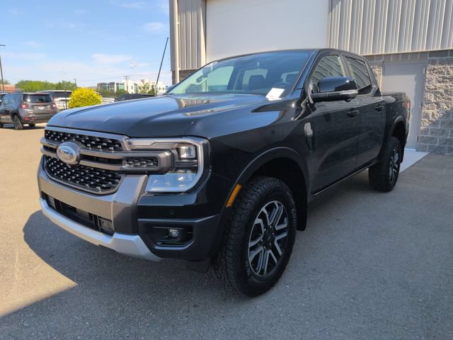Certified 2025 Ford Ranger Lariat w/ FX4 Off-Road Package AWD/4WD image 7