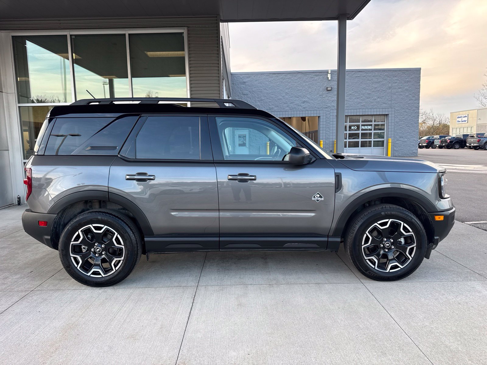 Certified 2025 Ford Bronco Sport Outer Banks AWD/4WD image 9