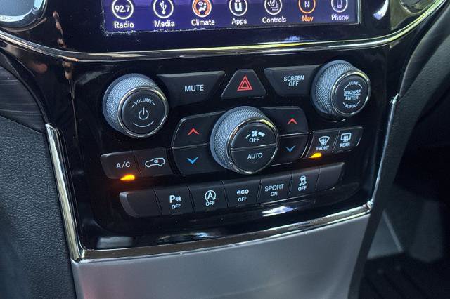Used 2019 Jeep Grand Cherokee Altitude AWD/4WD image 23