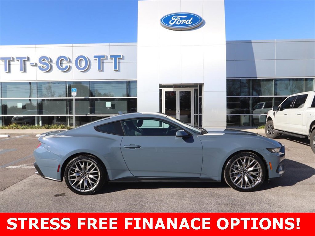 Certified 2025 Ford Mustang Premium image 6