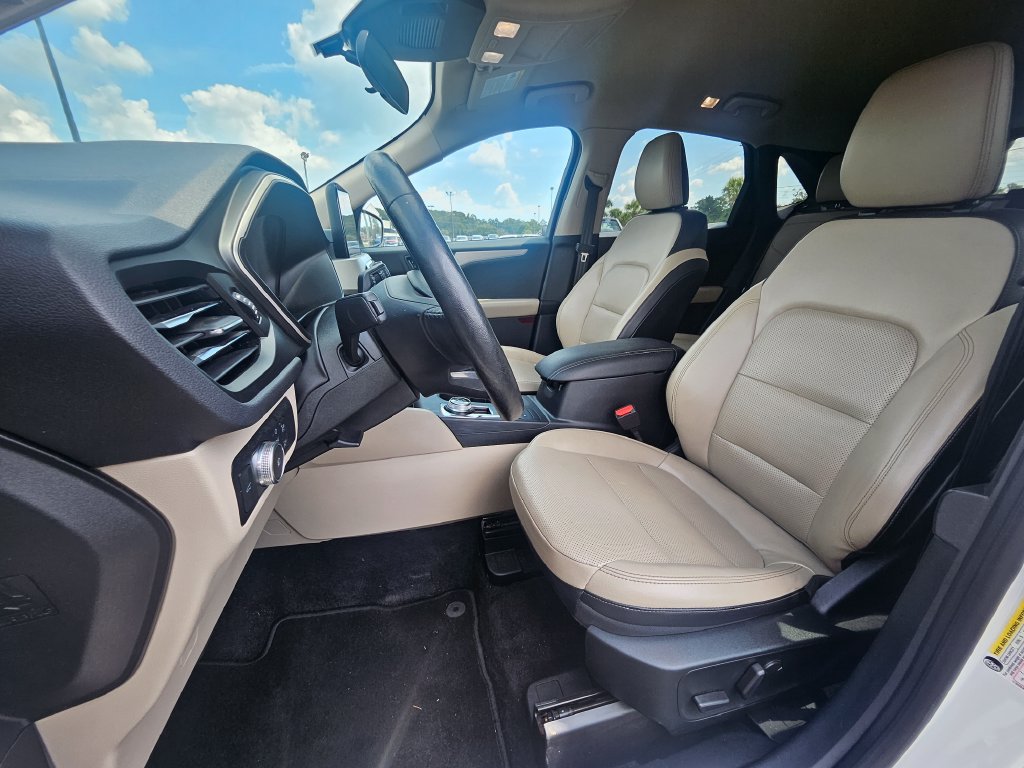 Certified 2020 Ford Escape SEL AWD/4WD image 4