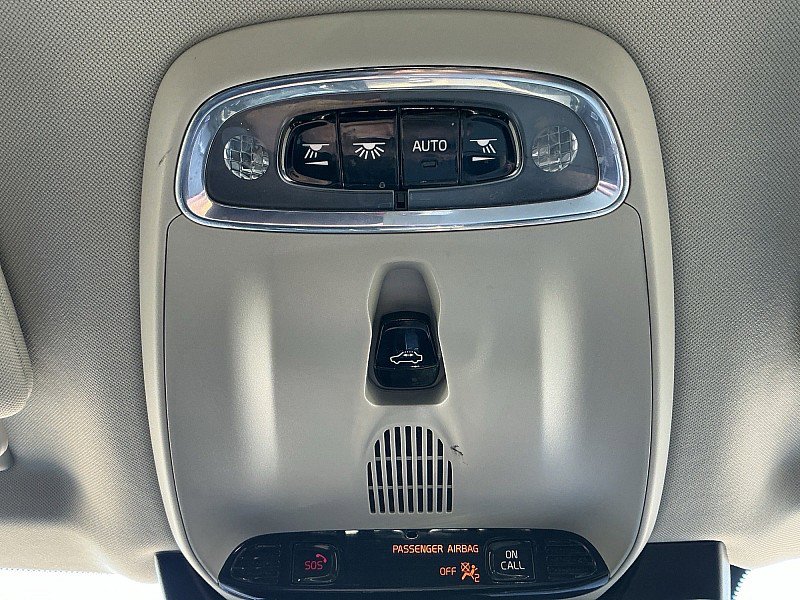 Used 2021 Volvo XC90 T5 Momentum w/ Advanced Package image 11