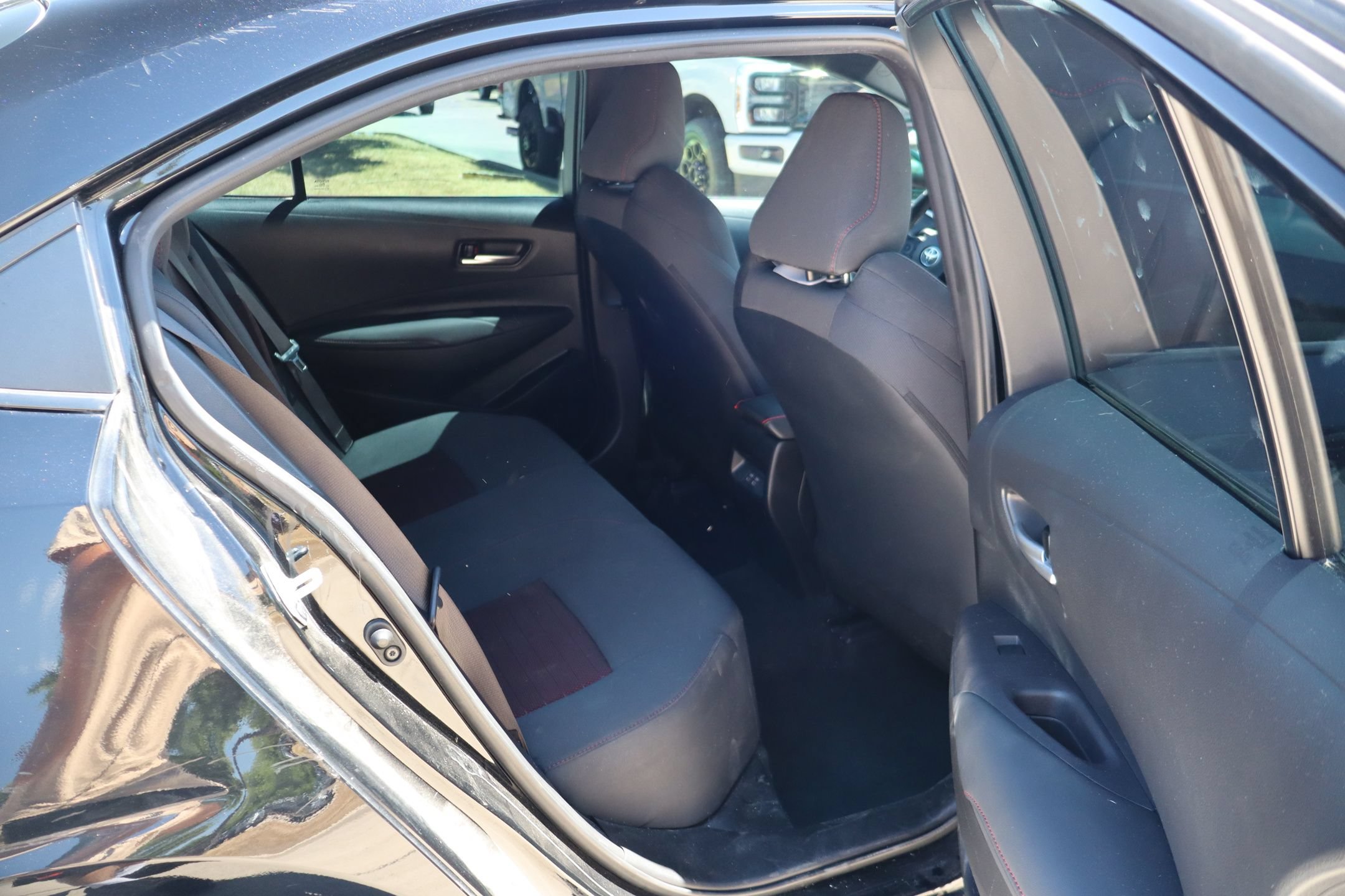 Used 2024 Toyota Corolla SE FWD image 27