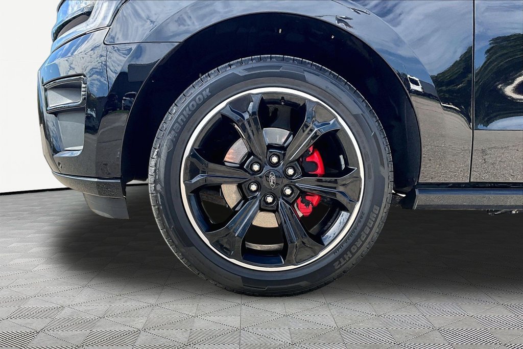 Certified 2024 Ford Expedition Limited AWD/4WD image 9