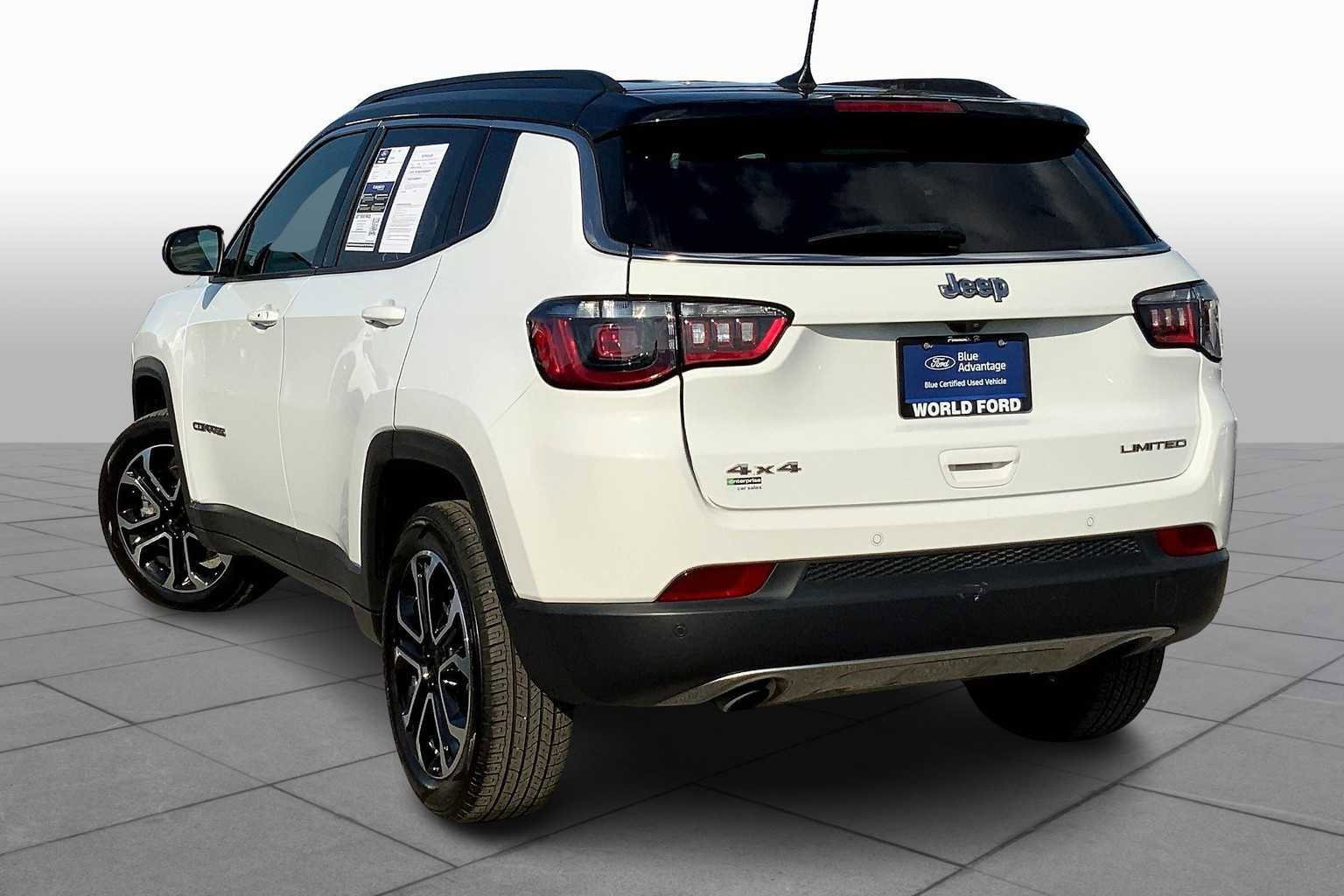 Used 2023 Jeep Compass Limited image 4