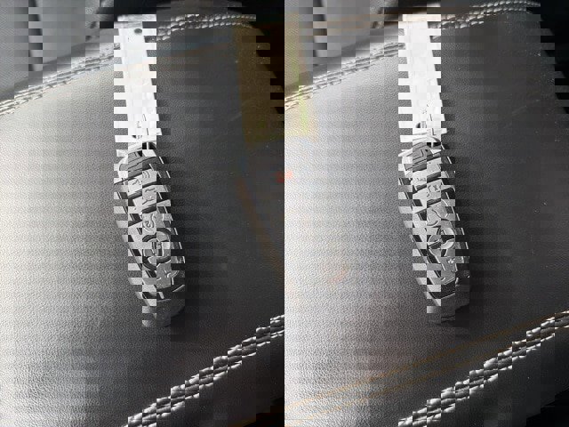 Certified 2021 Ford Explorer Limited w/ Equipment Group 301A image 28