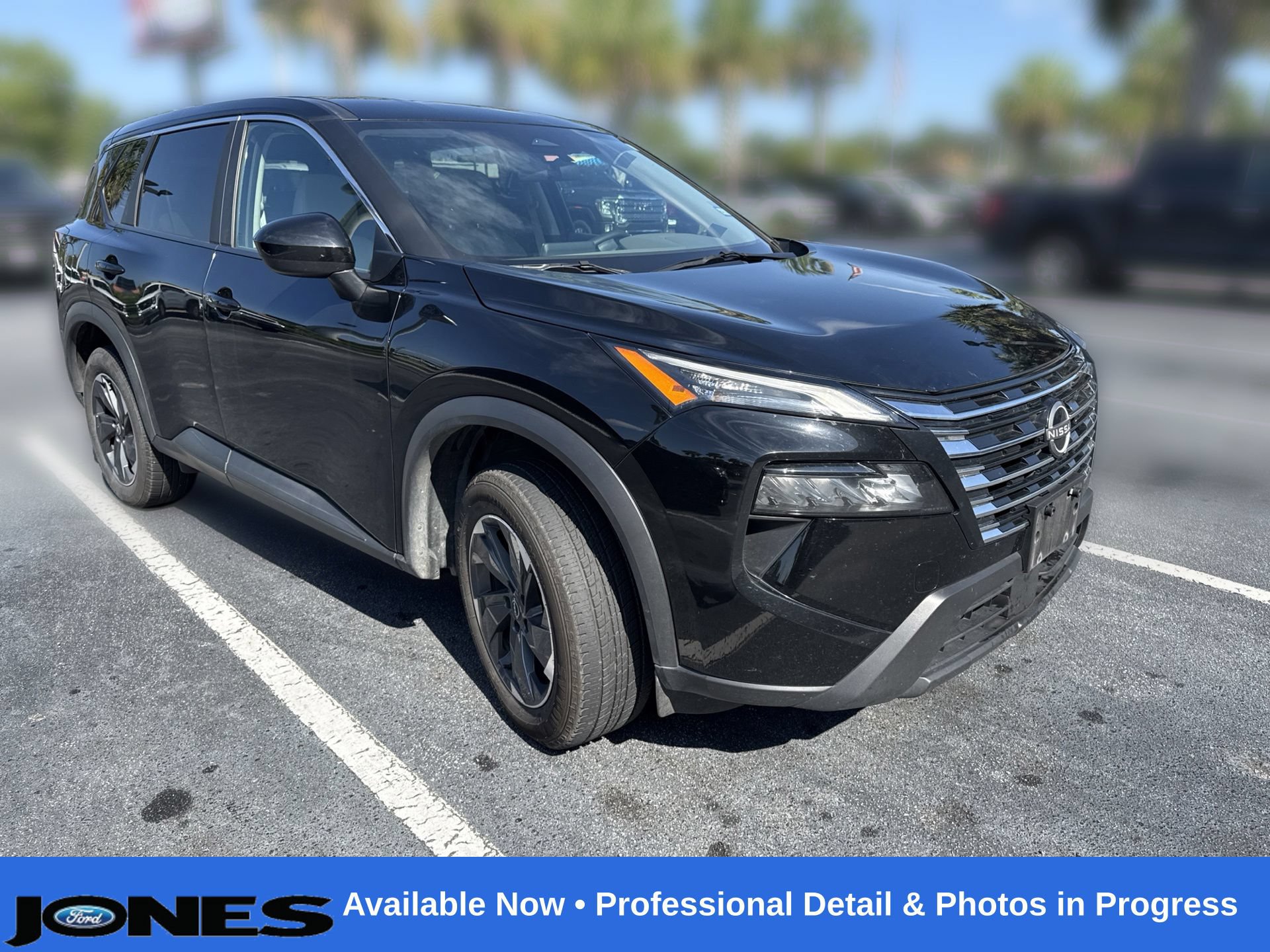Used 2025 Nissan Rogue SV