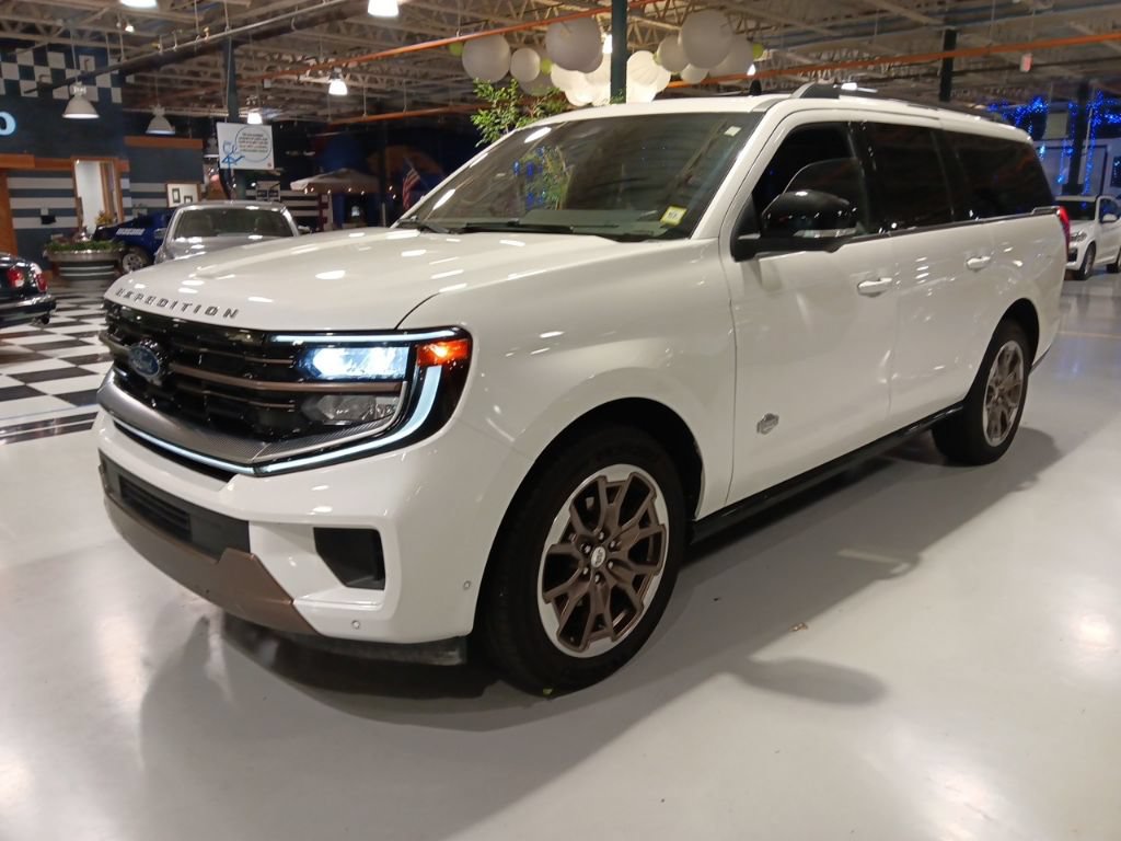 Certified 2025 Ford Expedition Max King Ranch AWD/4WD image 9