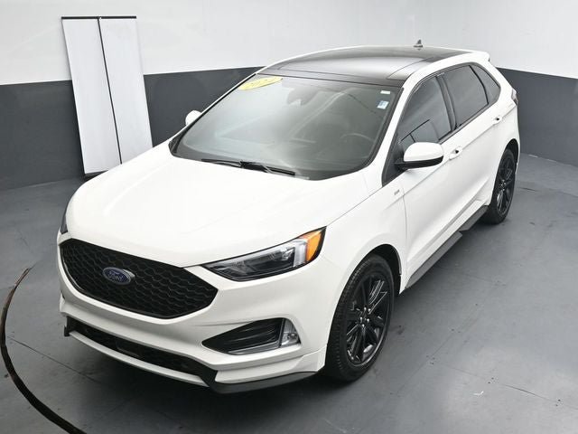 Certified 2024 Ford Edge ST-Line w/ Class II Trailer Tow Package AWD/4WD image 21