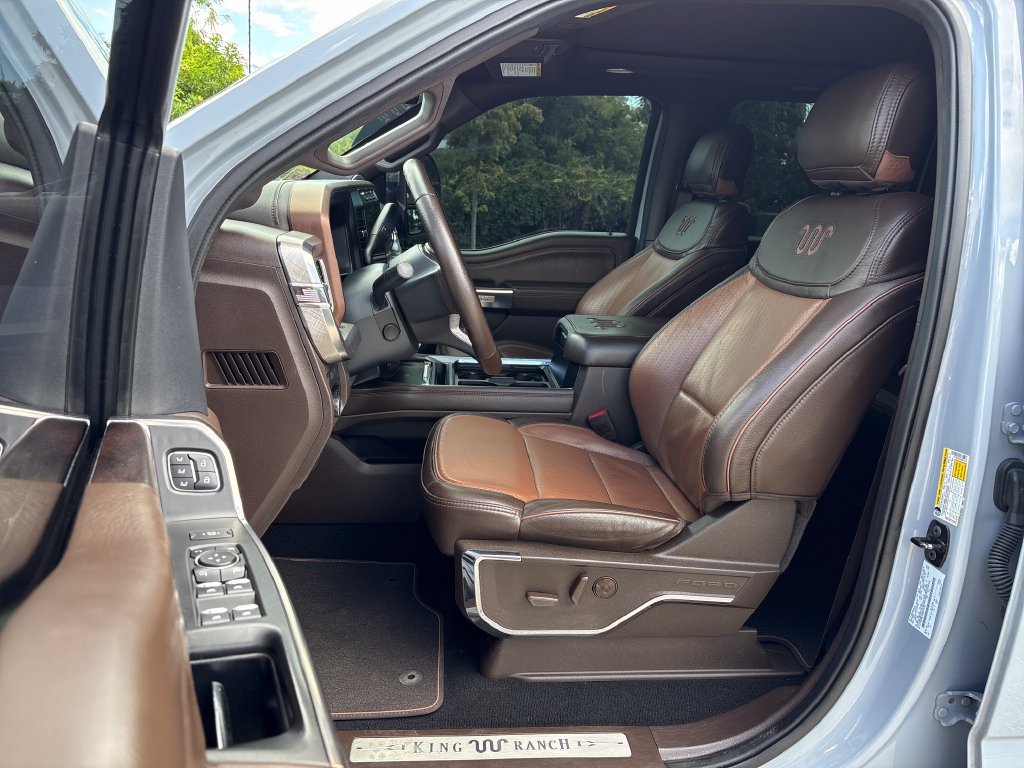 Certified 2024 Ford F250 King Ranch w/ Chrome Package AWD/4WD image 32