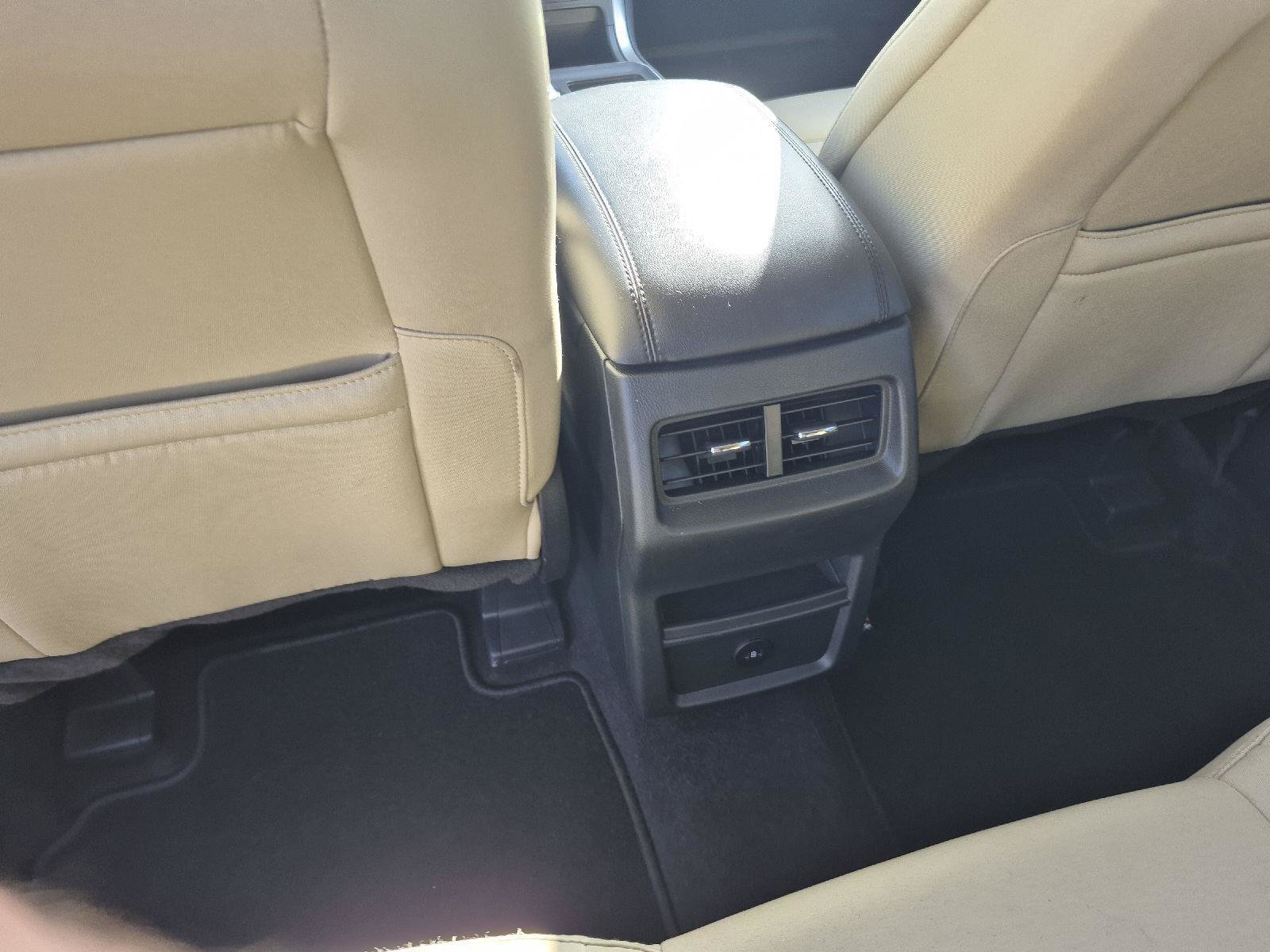 Certified 2024 Ford Edge SE AWD/4WD image 9