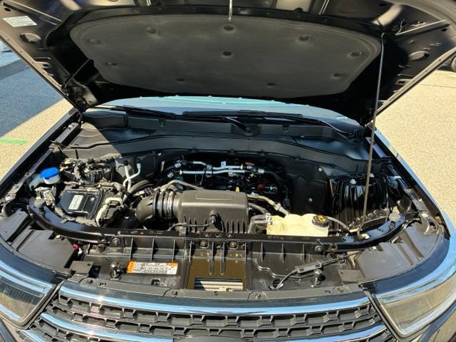 Certified 2023 Ford Explorer XLT w/ Equipment Group 202A AWD/4WD image 20