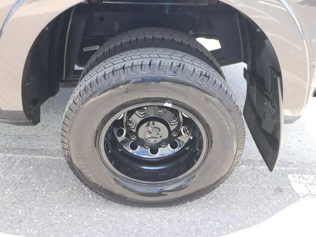 Used 2023 RAM 3500 Limited AWD/4WD image 16