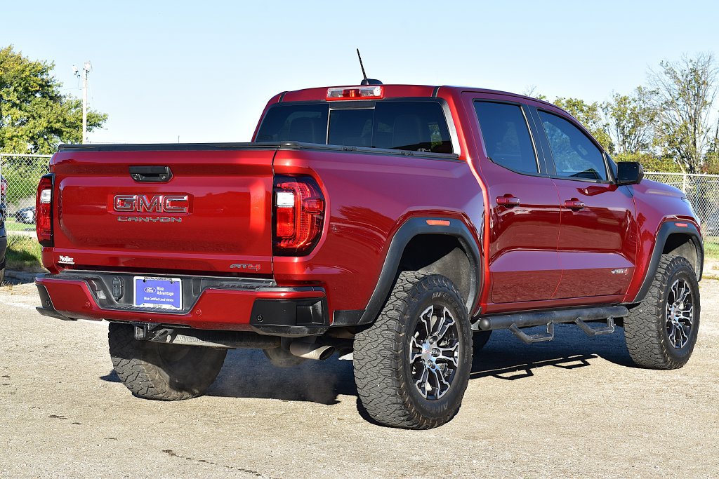 Used 2025 GMC Canyon AT4 w/ Technology Plus Package AWD/4WD image 8