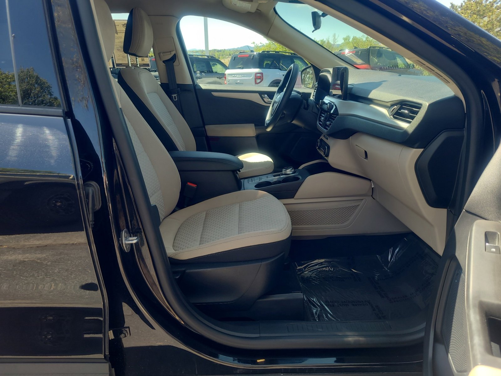 Certified 2020 Ford Escape SE AWD/4WD image 19