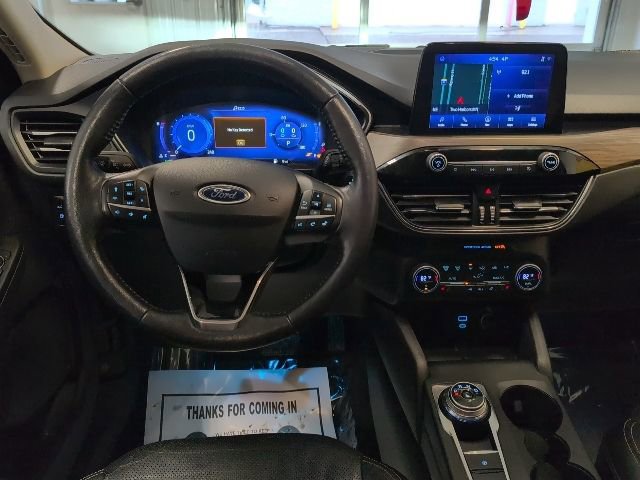 Certified 2020 Ford Escape Titanium image 18