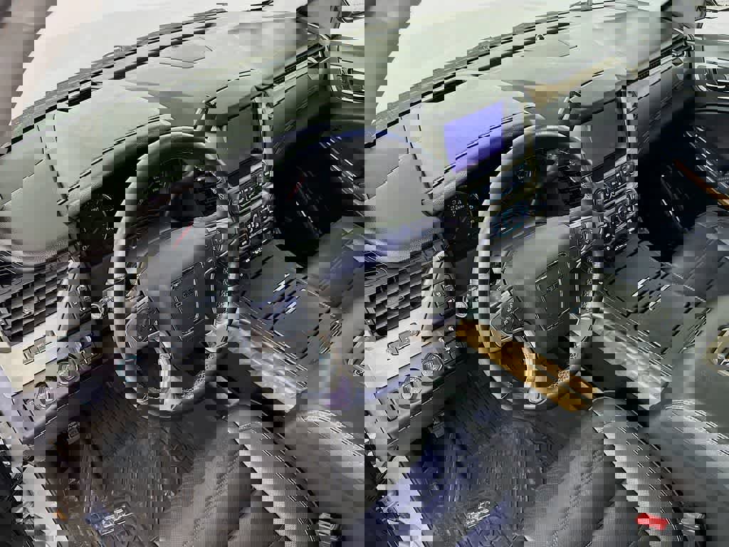 Used 2019 GMC Yukon Denali w/ Open Road Package image 9