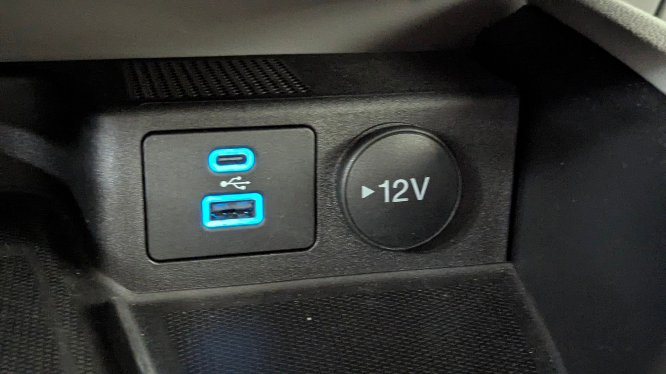 Certified 2023 Ford Escape Platinum w/ Premium Technology Package image 27