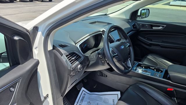 Certified 2020 Ford Edge Titanium w/ Equipment Group 301A AWD/4WD image 9