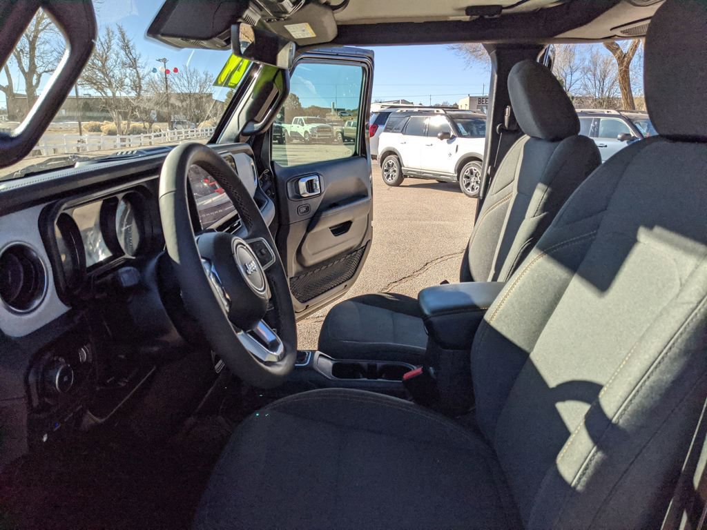 Used 2024 Jeep Wrangler Sahara 4xe w/ Technology Group image 18