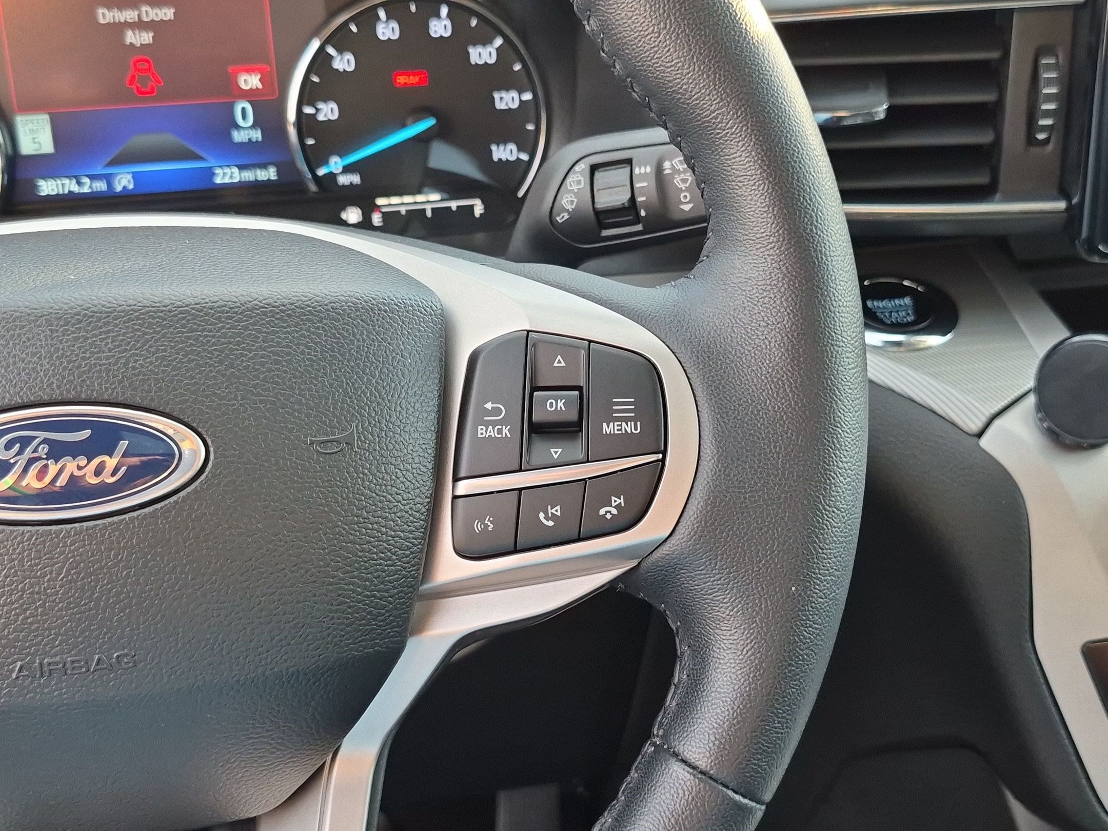 Certified 2024 Ford Explorer XLT w/ Equipment Group 202A AWD/4WD image 21
