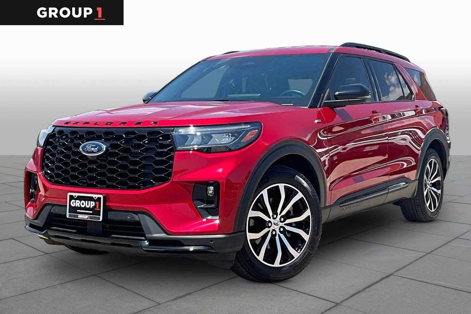 Certified 2026 Ford Explorer ST-Line w/ Premium Package RWD image 1