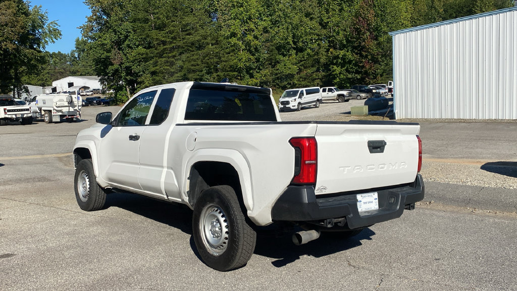 Used 2024 Toyota Tacoma SR RWD image 7