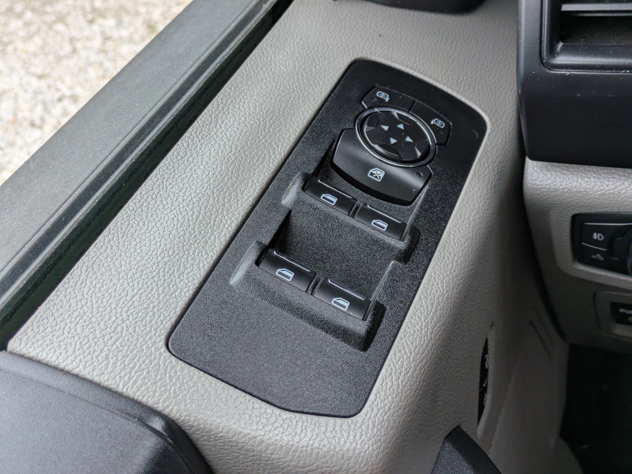 Certified 2019 Ford F150 XL w/ Equipment Group 101A Mid image 19