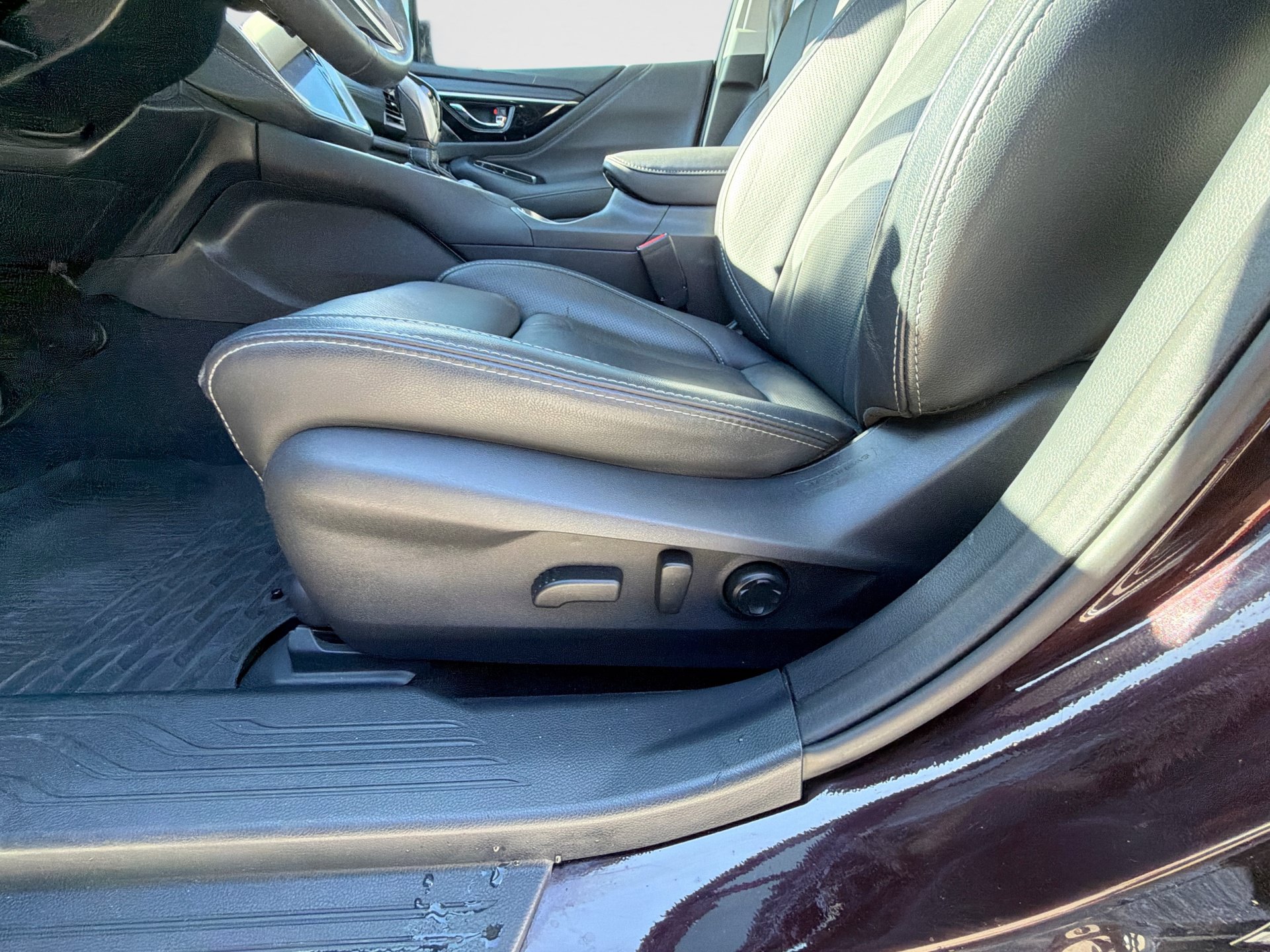 Used 2024 Subaru Outback Touring XT w/ Tech Package 2 AWD/4WD image 14