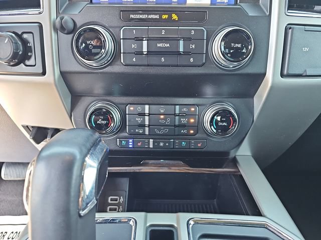 Certified 2020 Ford F150 Lariat w/ Equipment Group 502A Luxury AWD/4WD image 29