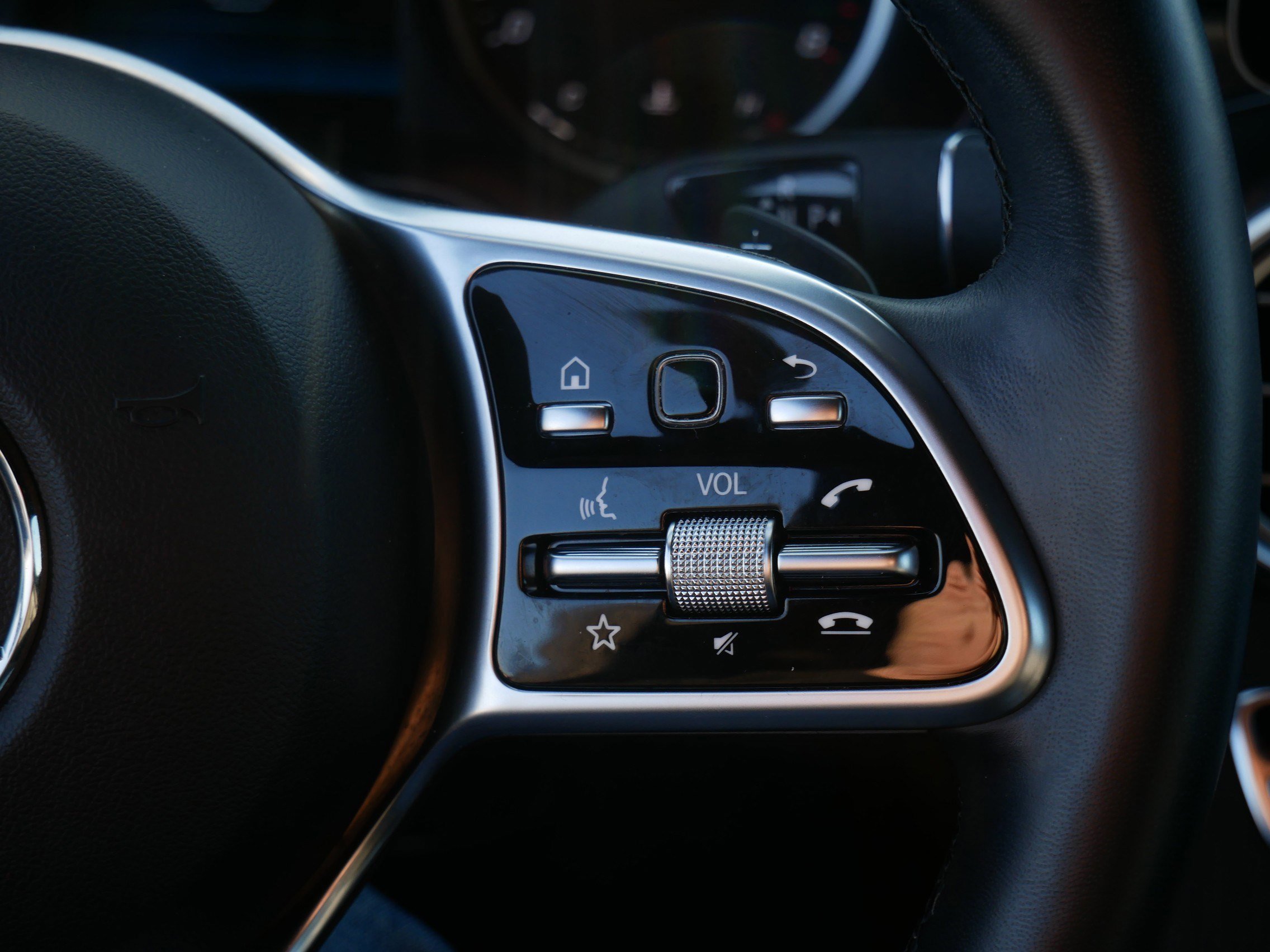 Used 2022 Mercedes-Benz GLC 300 4MATIC image 29