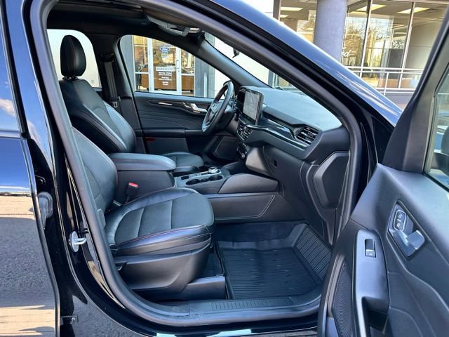 Certified 2023 Ford Escape ST-Line w/ Tech Pack #1 image 59