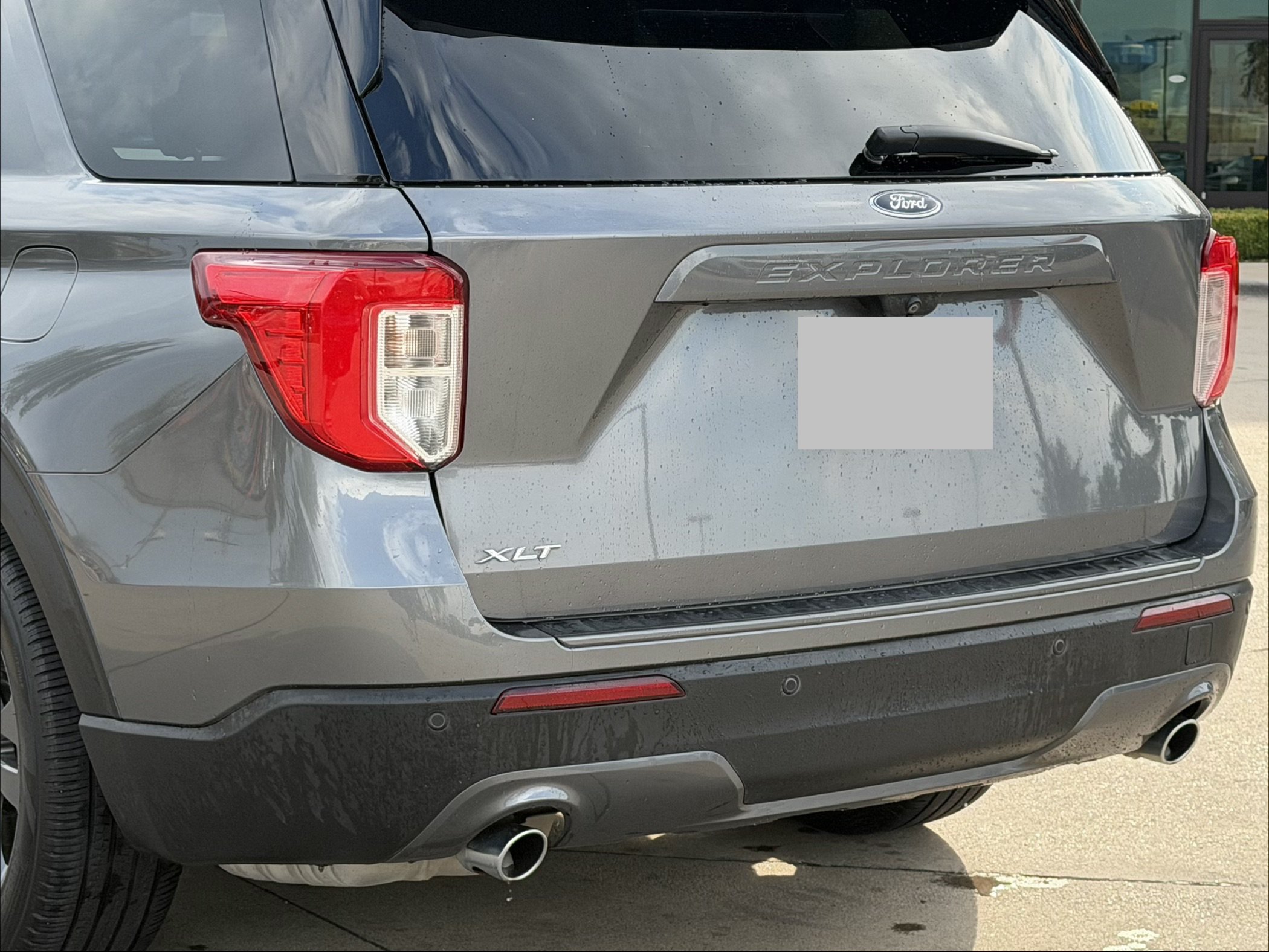 Certified 2021 Ford Explorer XLT w/ Equipment Group 202A RWD image 7