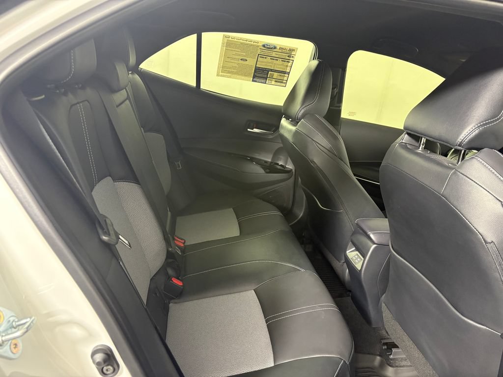 Used 2026 Toyota Corolla XSE FWD image 31