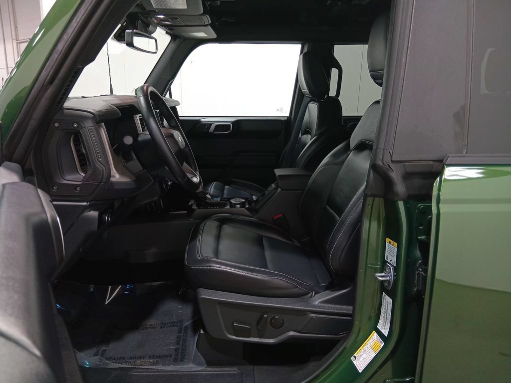 Certified 2025 Ford Bronco Outer Banks AWD/4WD image 16