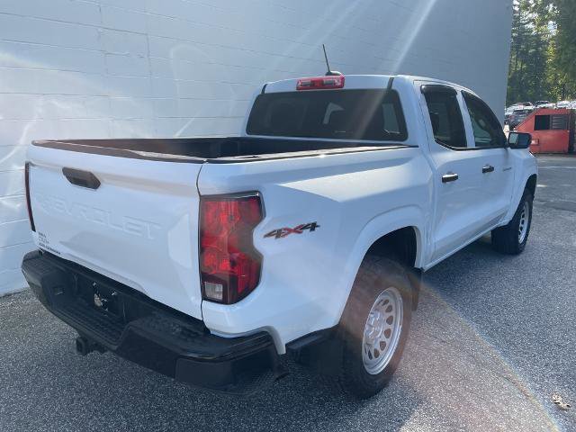 Used 2024 Chevrolet Colorado W/T w/ Advanced Trailering Package image 3