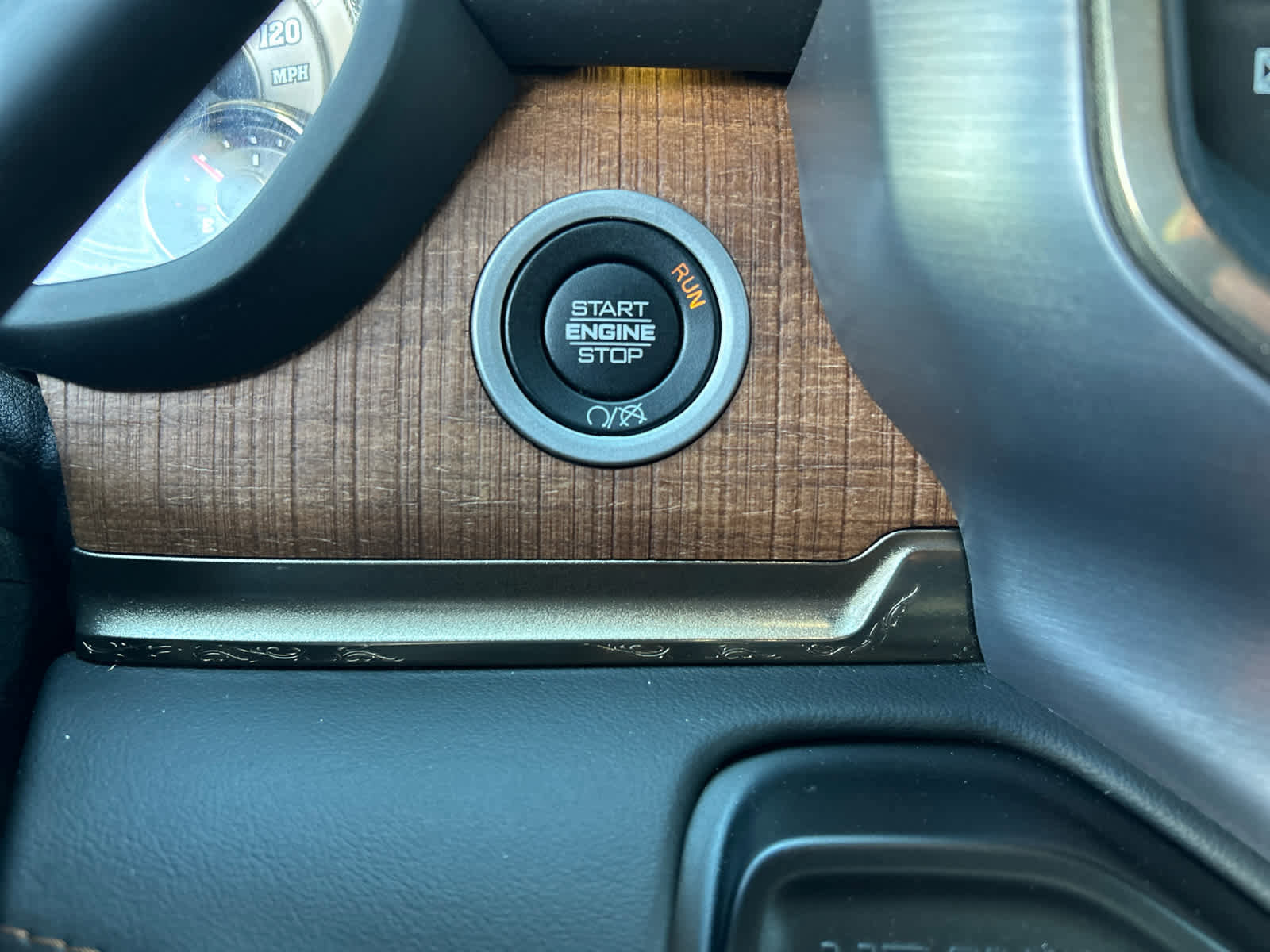 Used 2021 RAM 3500 Limited image 35