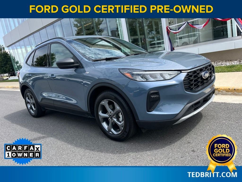 Certified 2025 Ford Escape ST-Line w/ Equipment Group 301A FWD image 1